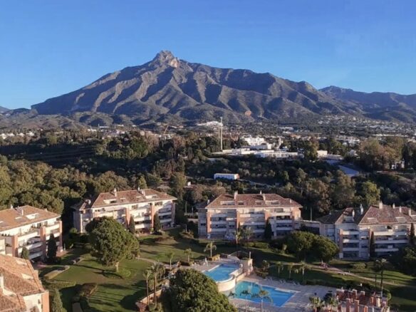 🏠 For sale – Exclusive Penthouse  in La Trinidad  with Breathtaking Sea Views – South Facing