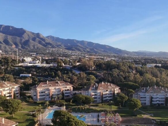 🏠 For sale – Exclusive Penthouse  in La Trinidad  with Breathtaking Sea Views – South Facing