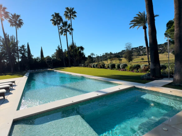For sale – Nueva Andalucia – Turnkey Mansion 🌟  ⛳ 1st Line Golf 🏌️‍♂️ ✨ 5-Star Qualities