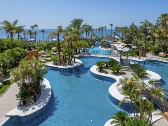For Sale  – Penthouse at Kempinski Hotel 🌊✨ 713m2 – Perfect Sea Views