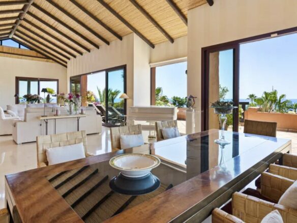For Sale  – Penthouse at Kempinski Hotel 🌊✨ 713m2 – Perfect Sea Views