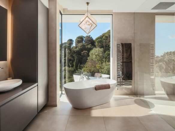 For sale – Elegant Modern Home  with Sea Views 🌊 in El Madronal