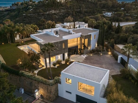 For sale – Elegant Modern Home  with Sea Views 🌊 in El Madronal