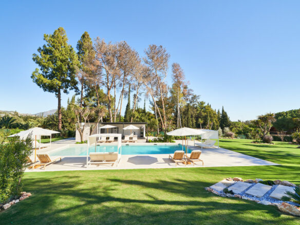 Reserved – Central Villa 🏡 for Sale in San Pedro on 6000m2 Plot – Tennis court