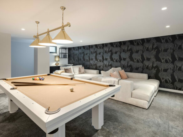 🏡 For Sale: Spectacular Modern Villa in La Quinta, Benahavís 🌅✨ Gated – Sea Views