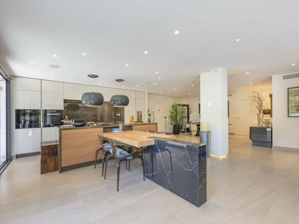For Sale – Spacious Apt🌟 Las Lomas del Marbella Club 🌟