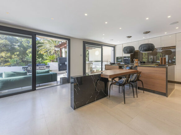 For Sale – Spacious Apt🌟 Las Lomas del Marbella Club 🌟