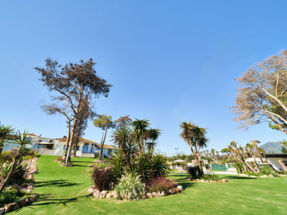 Reserved – Central Villa 🏡 for Sale in San Pedro on 6000m2 Plot – Tennis court