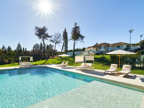 Reserved – Central Villa 🏡 for Sale in San Pedro on 6000m2 Plot – Tennis court
