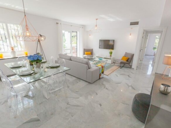 🏡 NUEVA ANDALUCÍA, MARBELLA 🌴☀️  💎 Modern 5B Villa for Sale & Rent 💎