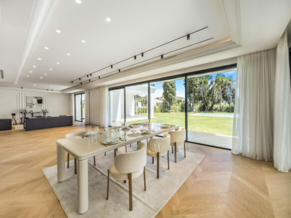 For sale 🏡✨ EXCLUSIVE NEW VILLA near MARBELLA CLUB ✨🏡