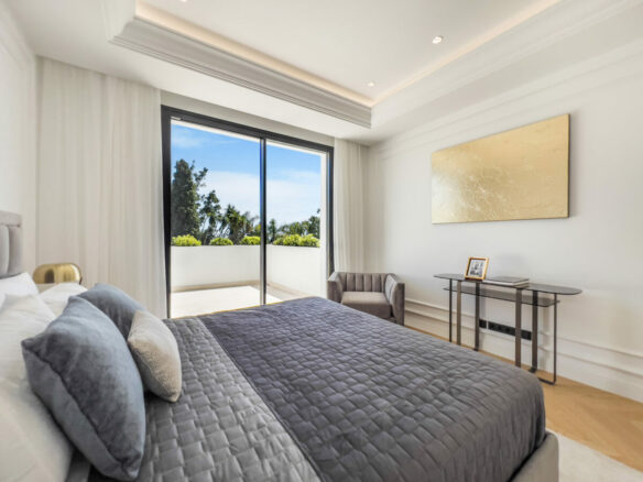 For sale 🏡✨ EXCLUSIVE NEW VILLA near MARBELLA CLUB ✨🏡