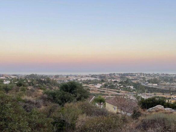 Modern villa 🏡  for Sale offplan ready 2026 in Benahavís 🌿🌊 Sea view – Gated 