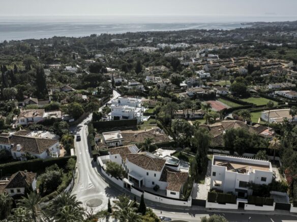 For sale 🏡 5B Turnkey  Villa in Nagüeles 🌊✨ Marbella Spain