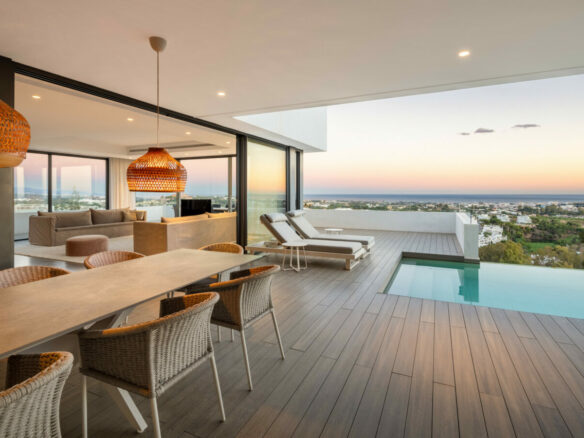 🏡 For Sale: Spectacular Modern Villa in La Quinta, Benahavís 🌅✨ Gated – Sea Views