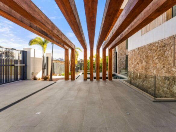 🔥 SOLD 🏡 Stunning Brand-New Contemporary Villa with Breathtaking 🌊 Sea, ⛳ Golf & 🏊‍♂️ Infinity Pool Views in Los Flamingos Golf Resort 🔥
