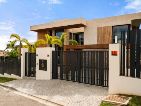 🔥 SOLD 🏡 Stunning Brand-New Contemporary Villa with Breathtaking 🌊 Sea, ⛳ Golf & 🏊‍♂️ Infinity Pool Views in Los Flamingos Golf Resort 🔥