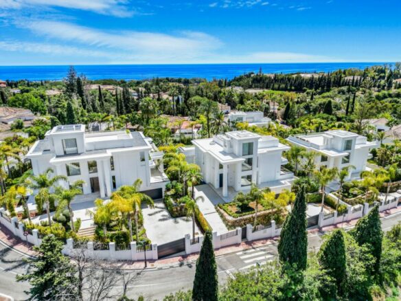 For sale 🏡✨ EXCLUSIVE NEW VILLA near MARBELLA CLUB ✨🏡