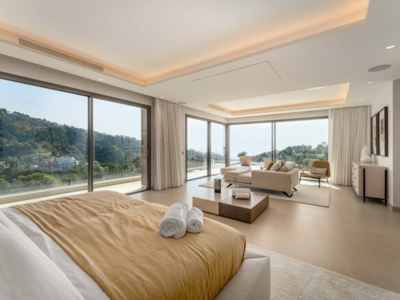 For sale 💰 Modern Villa  with Panoramic Views in La Zagaleta, Benahavis 🌟