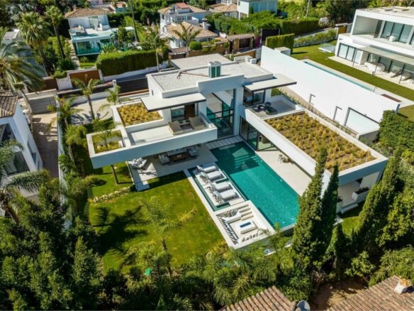 🏡 NUEVA ANDALUCÍA, MARBELLA 🌴☀️  💎 Modern 5B Villa for Sale & Rent 💎