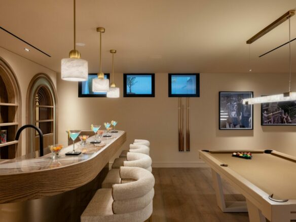 🔥 For Sale | 🌴 Turnkey 6-Bedroom Quality Mansion with Beach Club in Nueva Andalucía, Marbella 🏡🌟