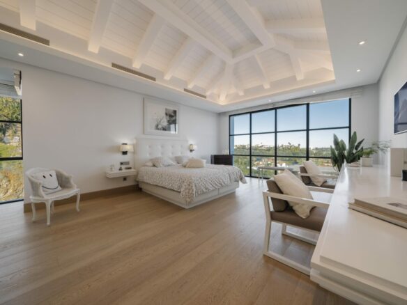 For sale – Modern 6B villa – Sea Views – Gated – Los Flamingos 🌊✨