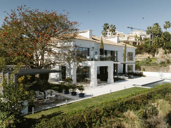 For sale – Modern 6B villa – Sea Views – Gated – Los Flamingos 🌊✨