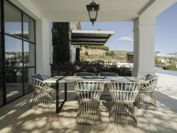 For sale – Modern 6B villa – Sea Views – Gated – Los Flamingos 🌊✨