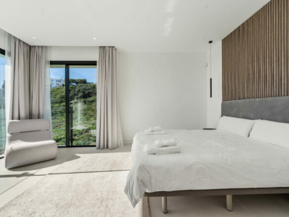 SOLD – Benahavís – Modern 4B Villa 🏔️✨ Gated – Seaviews