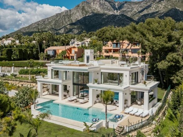 For sale – Sierra Blanca – 7B Modern Villa – Sea Views – Ready  🏡💎