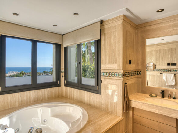 For sale ✨ Spectacular South-Facing Duplex Penthouse | Monte Paraiso Country Club, Marbella Golden Mile ✨