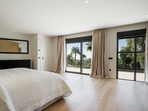 🌴 For Sale | Five Bedroom Villa with Sea Views in Nagüeles 🌊