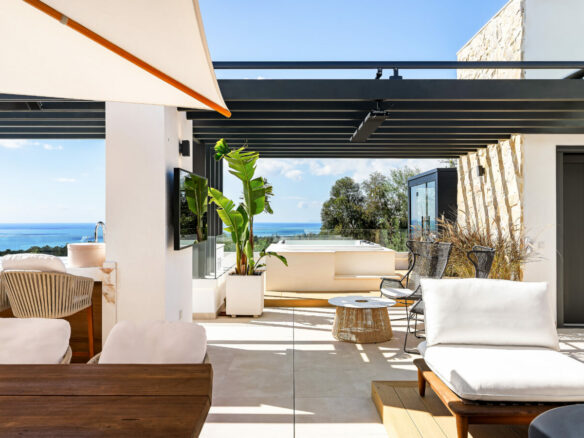 Refined Architectural Luxury with Panoramic Sea Views 🌅 in Sierra Blanca