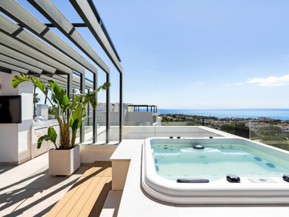 Refined Architectural Luxury with Panoramic Sea Views 🌅 in Sierra Blanca
