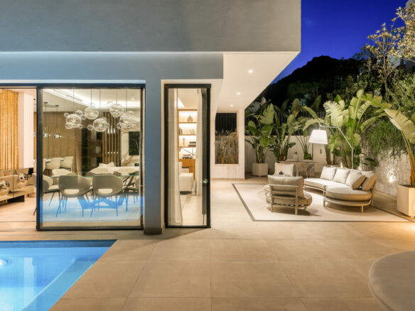 Refined Architectural Luxury with Panoramic Sea Views 🌅 in Sierra Blanca