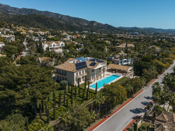 Reduced 🌟 For Sale: Luxury Neoclassical Estate with Breathtaking Sea Views in Sierra Blanca 🏛️🌊