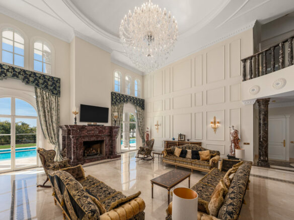 Reduced 🌟 For Sale: Luxury Neoclassical Estate with Breathtaking Sea Views in Sierra Blanca 🏛️🌊