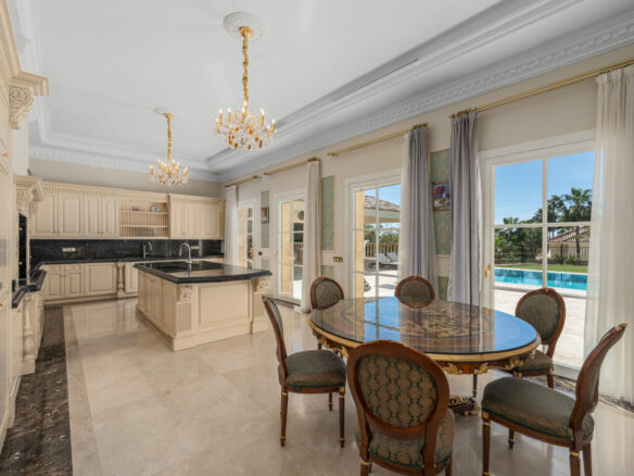 Reduced 🌟 For Sale: Luxury Neoclassical Estate with Breathtaking Sea Views in Sierra Blanca 🏛️🌊