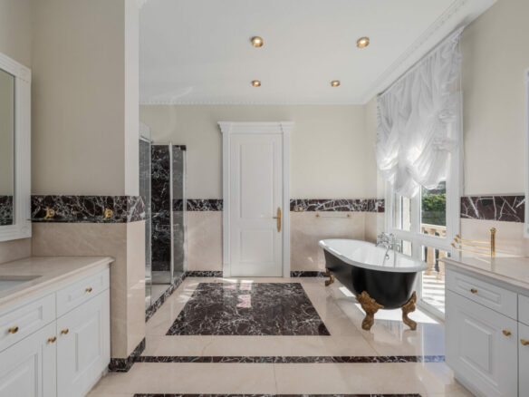 Reduced 🌟 For Sale: Luxury Neoclassical Estate with Breathtaking Sea Views in Sierra Blanca 🏛️🌊