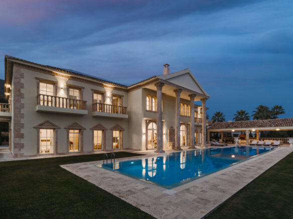 Reduced 🌟 For Sale: Luxury Neoclassical Estate with Breathtaking Sea Views in Sierra Blanca 🏛️🌊