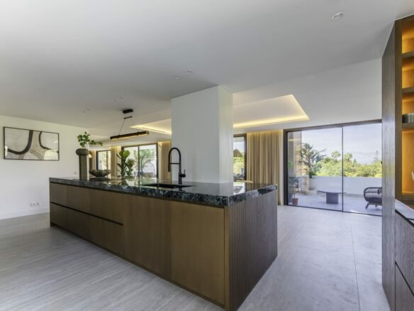 For Sale — Luxury 6B Villa in El Rosario 🌟 Turnkey