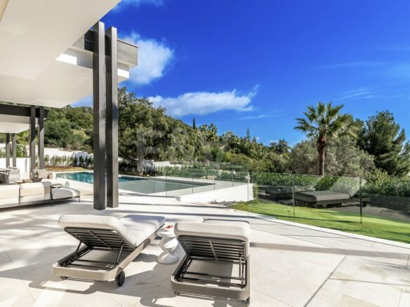 For sale 💎 Modern Turnkey Villa  – Cascada de Camoján, Marbella Golden Mile – Gated – Sea views ✨🌴🌅
