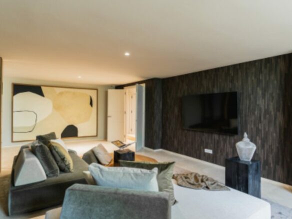 For Sale: Designer Villa in – Los Olivos del Paraíso, Estepona East 🌟