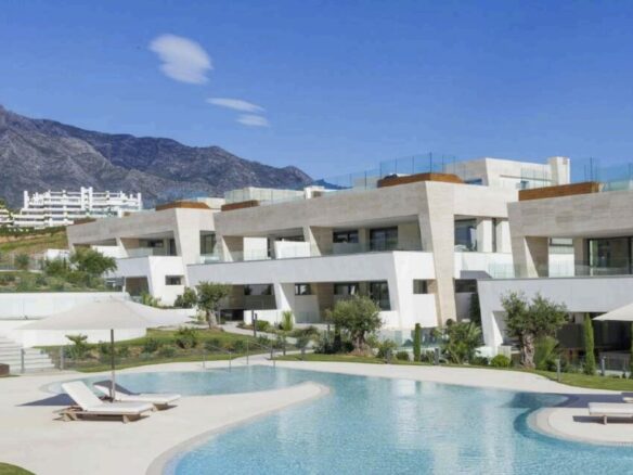 For Sale – Golden Mile 🌟 – New 5 Stars Apt. & Penthouses – Sea Views – Gym – Spa
