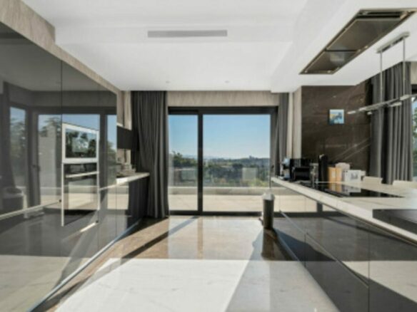 For sale 🌴 Modern 9B Villa –  Los Flamingos Golf, Benahavis💎🏌️‍♂️