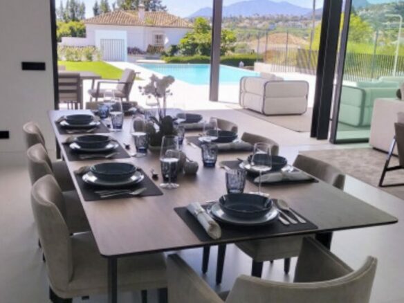 🏡 For Sale: New Modern Villa – Nueva Andalucía ⛳🌴