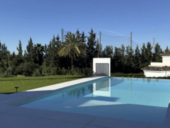 🏡 For Sale: New Modern Villa – Nueva Andalucía ⛳🌴