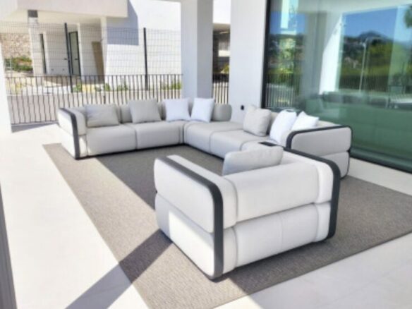 🏡 For Sale: New Modern Villa – Nueva Andalucía ⛳🌴