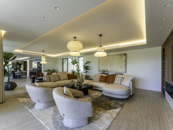 For Sale — Luxury 6B Villa in El Rosario 🌟 Turnkey