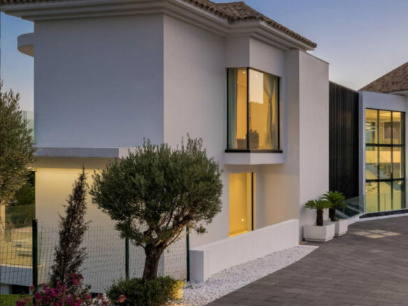🏰 For Sale – La Zagaleta – Modern 16B Mansion – Sea views 🌟